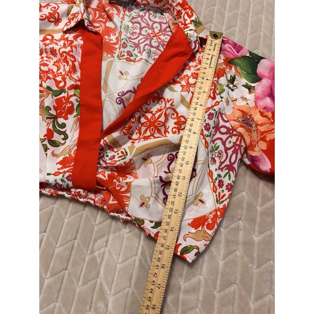 LULUMARI Size M Floral Tile Print Wrap Front Crop Blouse Satin Crossover Top - Picture 11 of 12